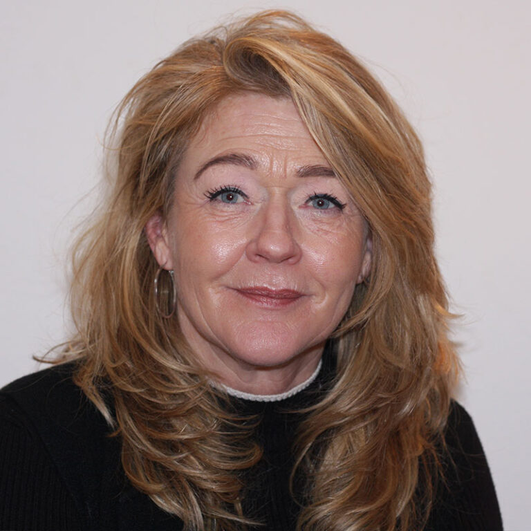 Francisca van Es - Yin Yoga - Yogahouse, Arnhem