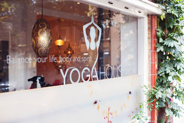 Yogahouse Arnhem, Putstraat 13. (voorkant gebouw)