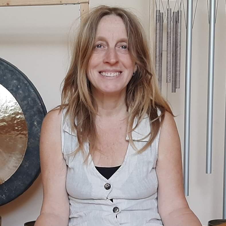 Carolien Roovers - Workshop: Terug naar je oorsprong (Jaartraining) - Yogahouse, Arnhem