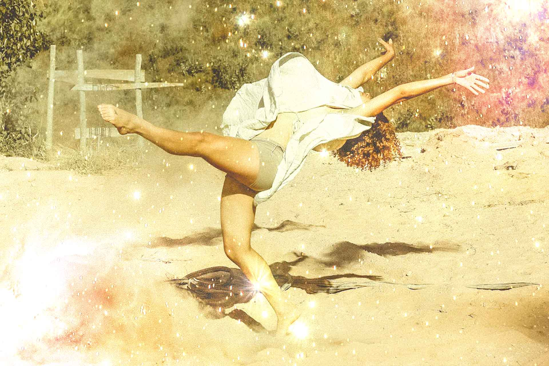 SoulDance: 3 luik - Rise Woman Rise. Yoga dans workshop bij Yogahouse Arnhem.jpg